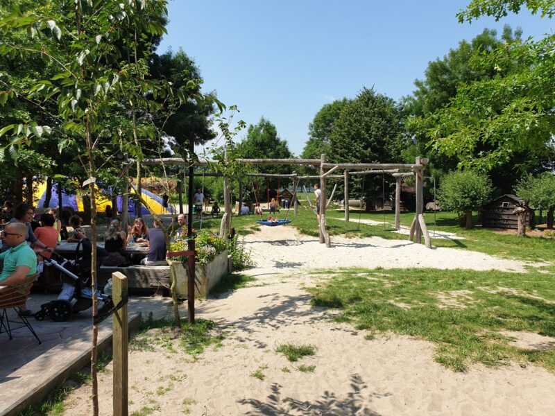 Spelen bij hans en grietje