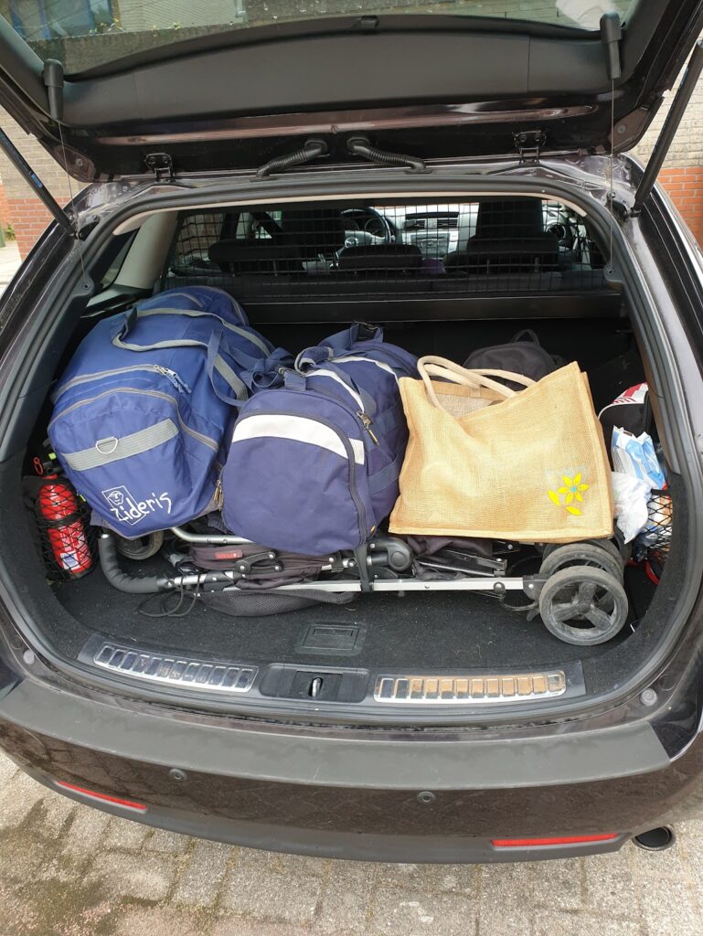 Auto bij een weekend weg